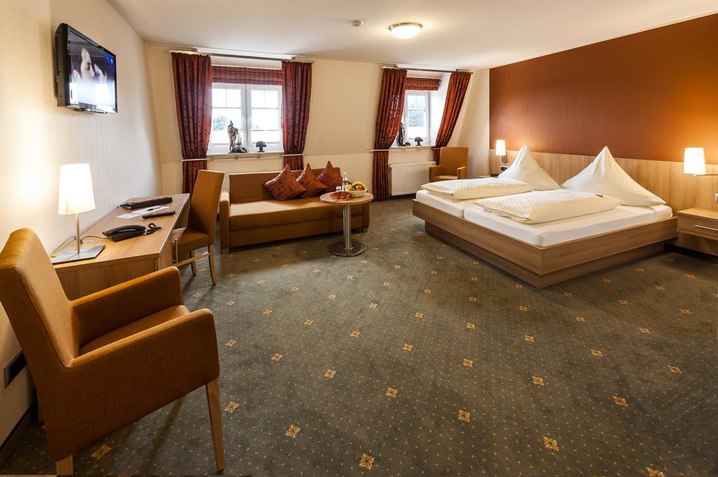 Hotel Hilker 베르센부르크 외부 사진
