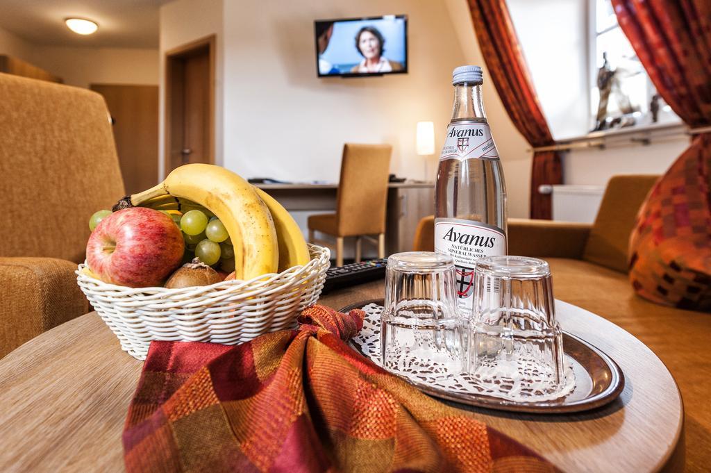 Hotel Hilker 베르센부르크 외부 사진
