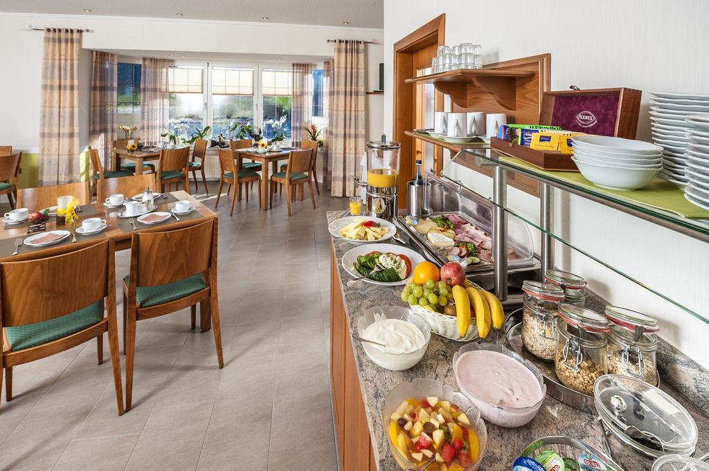 Hotel Hilker 베르센부르크 외부 사진