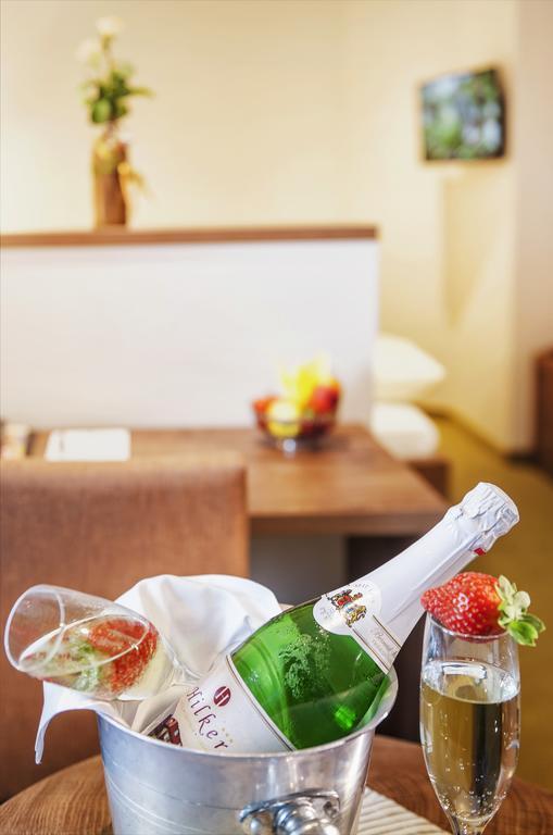 Hotel Hilker 베르센부르크 외부 사진