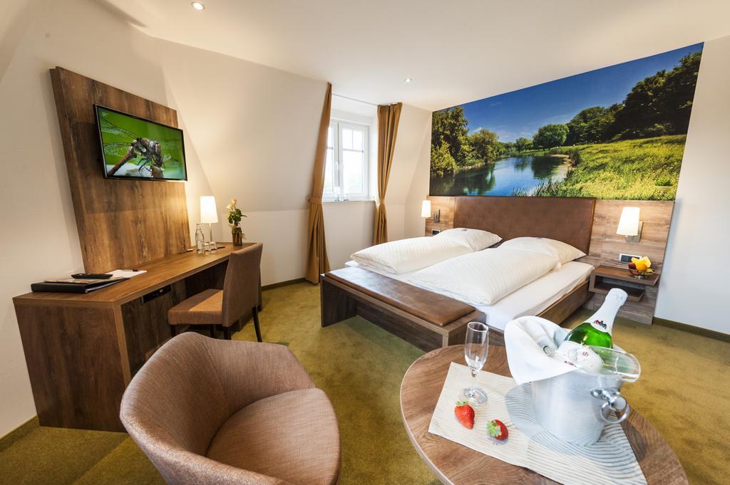 Hotel Hilker 베르센부르크 외부 사진